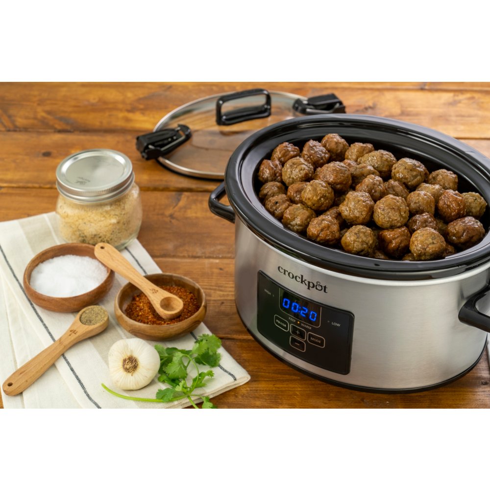 crock-pot-programmable-4-quart-cook-and-carry-slow-cooker-stainless-steel-v4 crockpot_shot_9_CPSCVC40LL-S copy